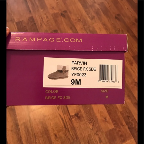 RAMPAGE PARVIN WOMEN’S BEIGE FAUX SUEDE - Picture 7 of 8